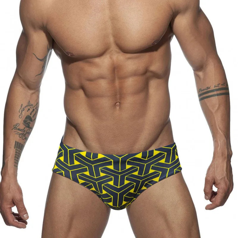 Sexy Swimsuit Printing Swimming Trunks Quick Dry Shorts Briefs Fashion Triangle Swim Trunks With Cup Low Waist Men's Swimwear