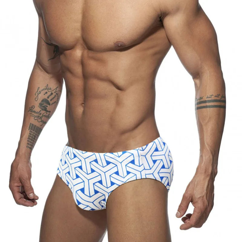Front Zipper Triangle Swimsuit Print Swim Trunks Low Waist Swimwear Men Sexy Boxers Running Sports Briefs Beachwear Swim Trunks
