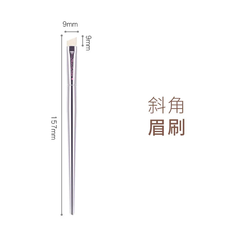 Silver High quality full functional Makeup brushes Foundation Powder Blusher Highlight Eyeshadow Flat eyebrow Make up brushes